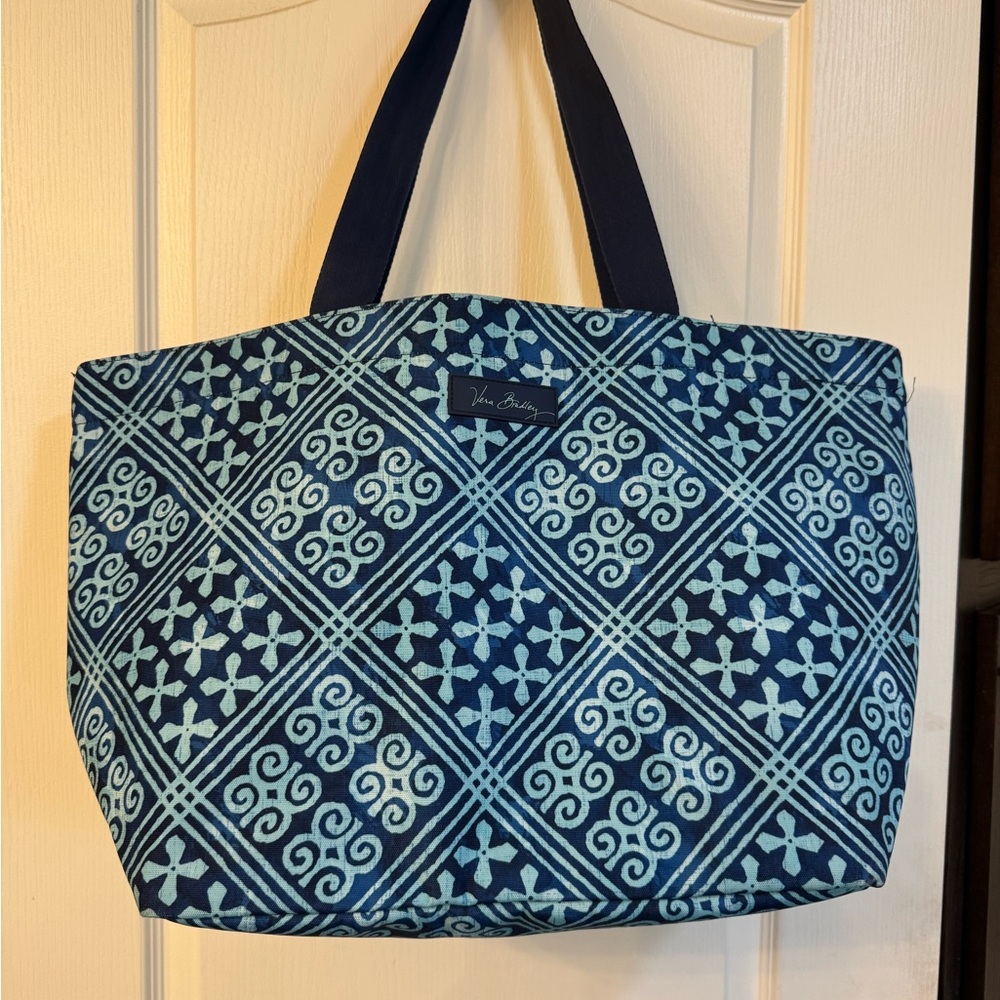 Vera Bradley Navy and Teal Geometric Tote